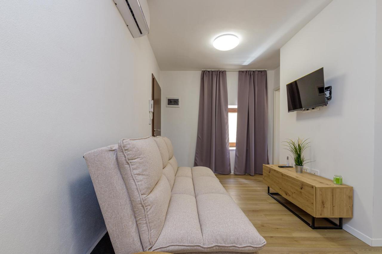 Apartamento House Aves 2 Kaštelir Exterior foto